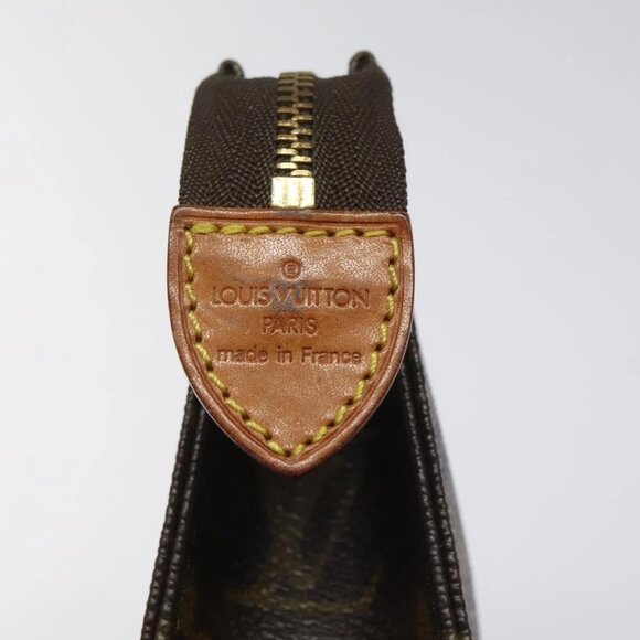 LOUIS VUITTON Monogram Poche Toilette 15 Pouch M47546 LV Auth 106749 - Picture 11 of 16